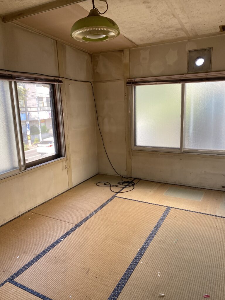 札幌の住宅で不用品回収と清掃を終えて片付いた和室｜明るく快適な状態