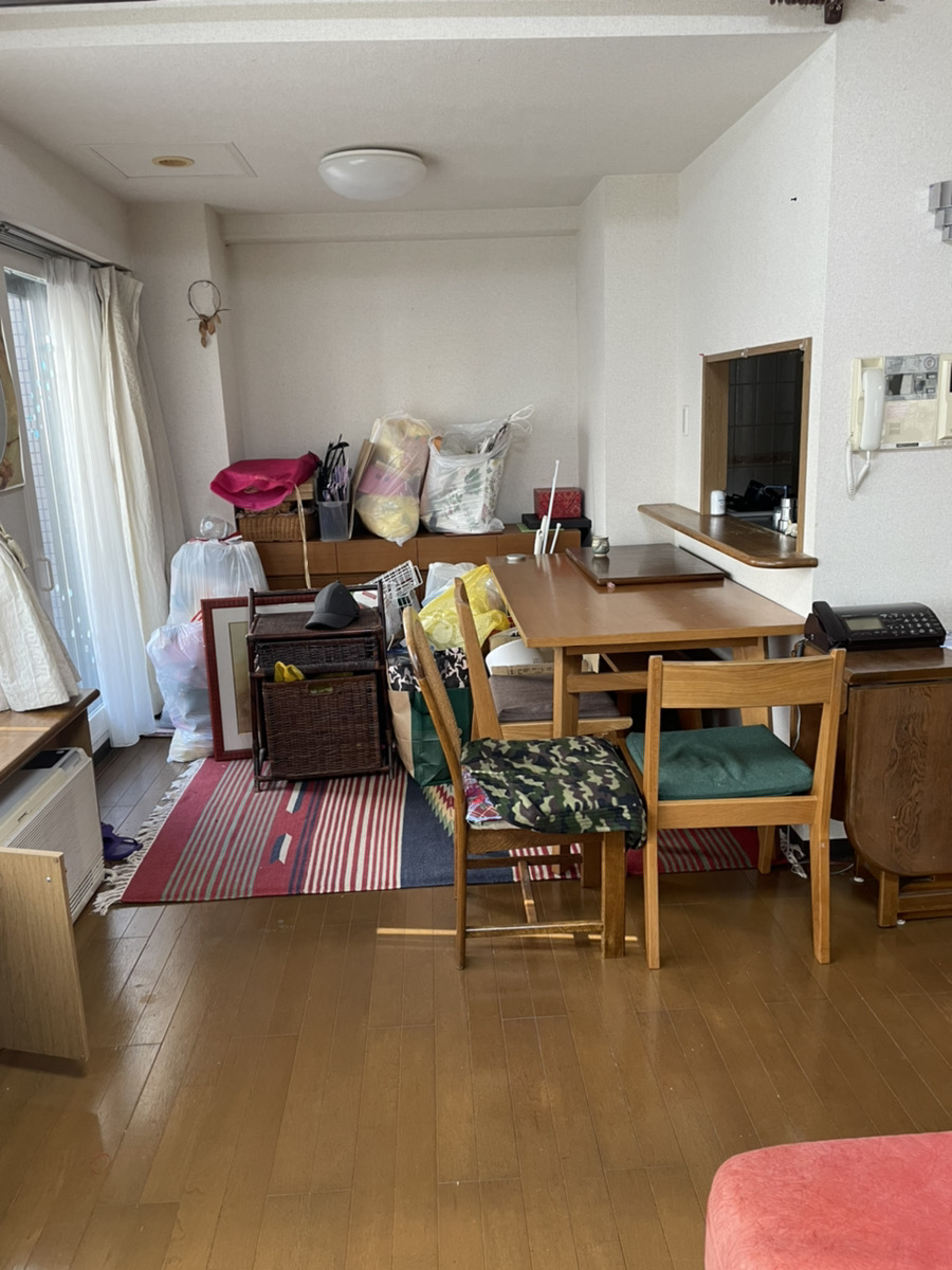 札幌市内マンションの不用品回収ビフォー(家具・荷物の片付け前)