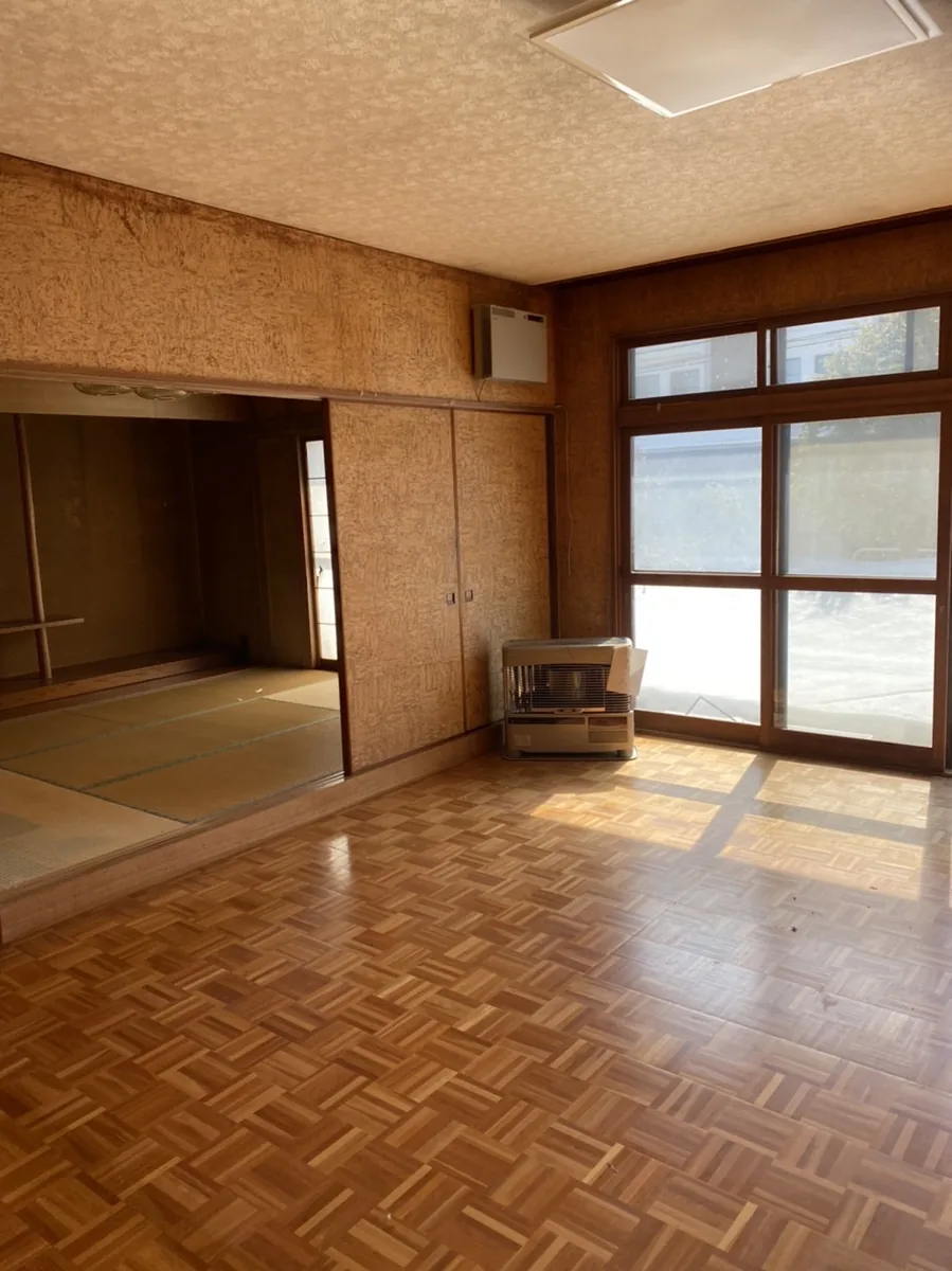 札幌市中央区の寝室の不用品回収後（事例2）