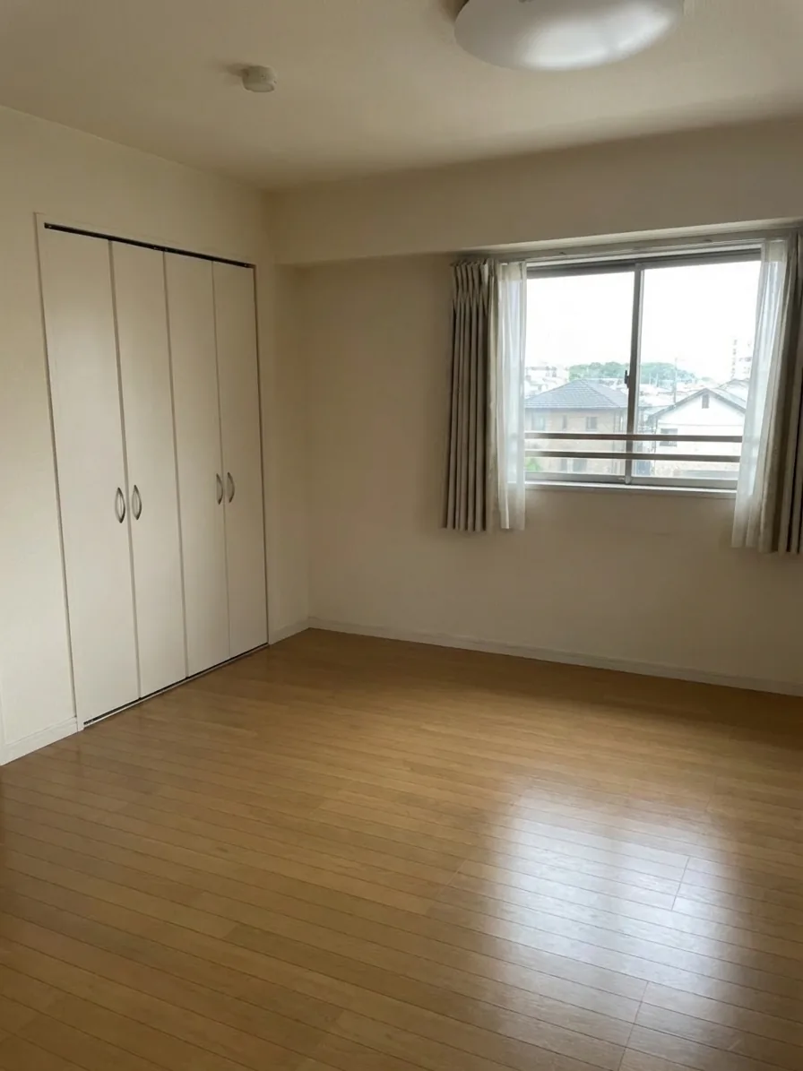 札幌市西区2LDKマンションの散乱した部屋の不用品回収後のきれいな状態