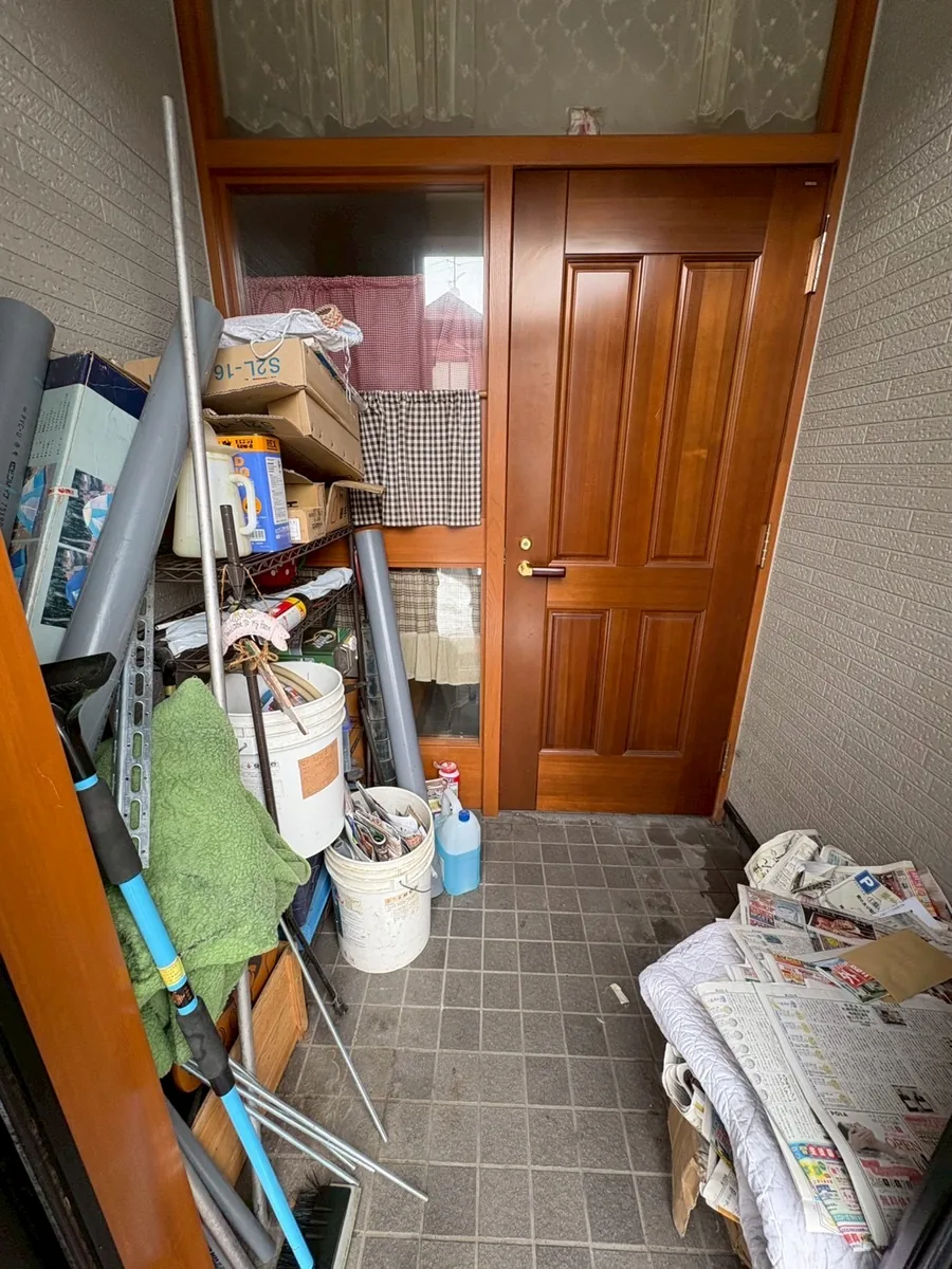 小樽市のリビングの不用品回収前